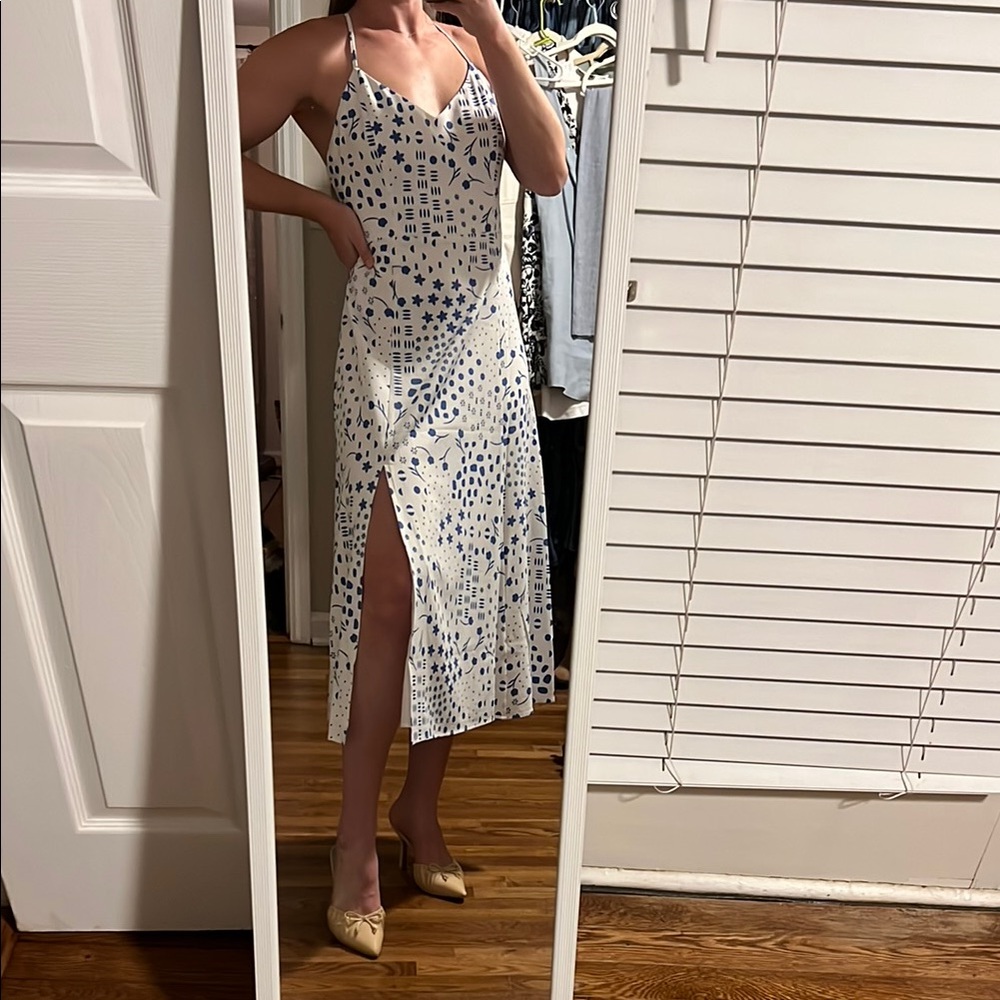 Blue and White Floral Sleeveless Spaghetti Strap Midi Sundress